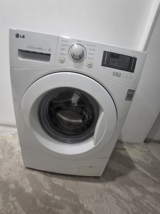 Продаю стиральную машину.