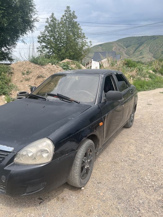 Lada    Priora     Машинасы Сатылады