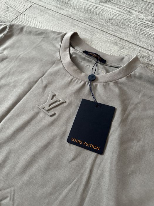 IN STOC | Tricou Louis Vuitton Premium