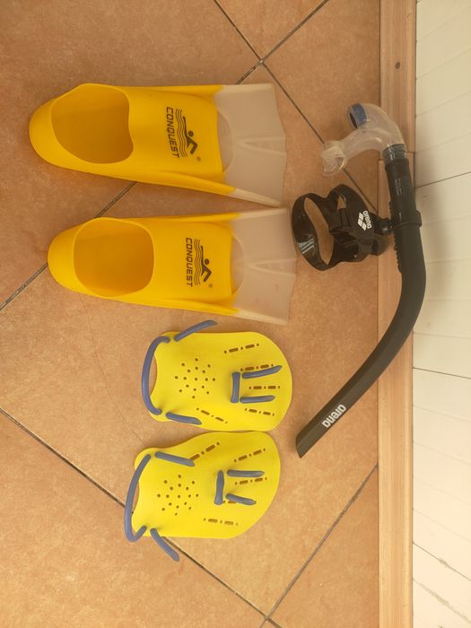 Продам снаряжение для бассейна