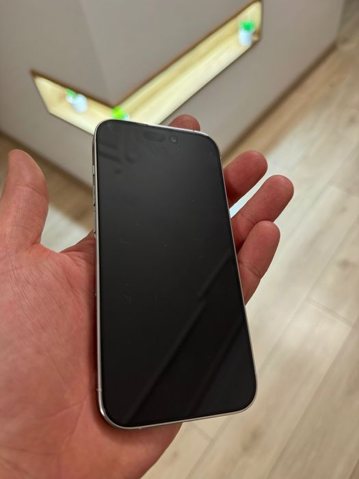 iPhone 14 Pro Silver