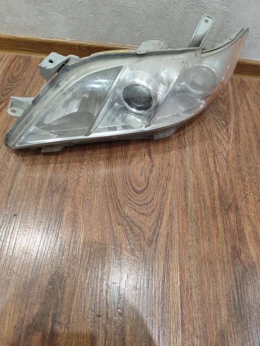 Фара левая Камри 40