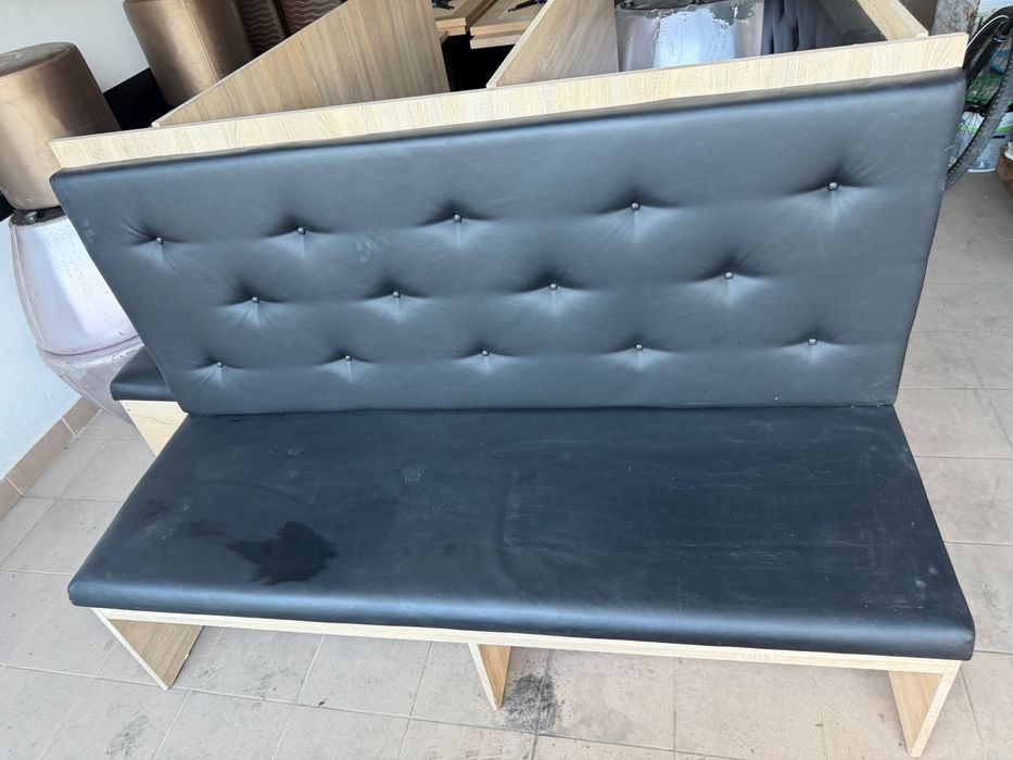 Canapele bar-cafenea din piele