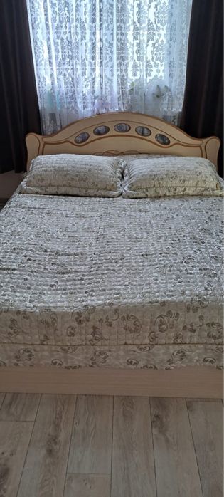 Спальний гаринитур