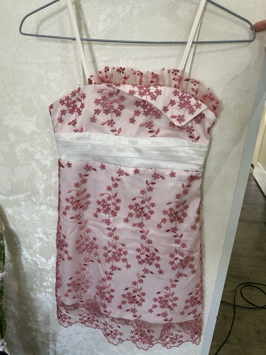 Платье на девочку