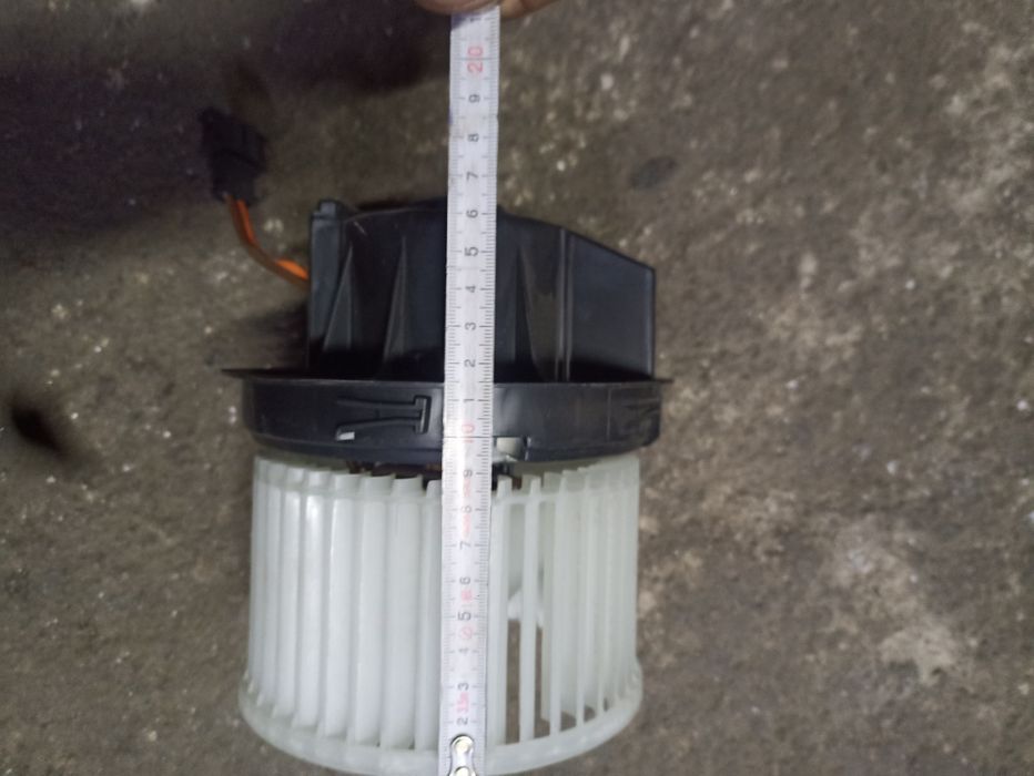 Моторчик печки Ниссан