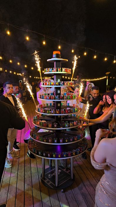 Cocktail bar Evelyn/Tort de 150-200Shot-uri.