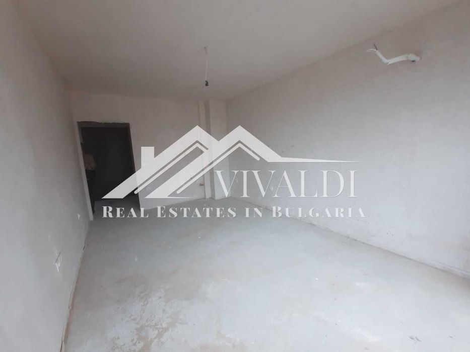 Продава се Двустаен апартамент в Варна, Бриз - 60 кв.м за 1148 €/кв.м - Снимка #1