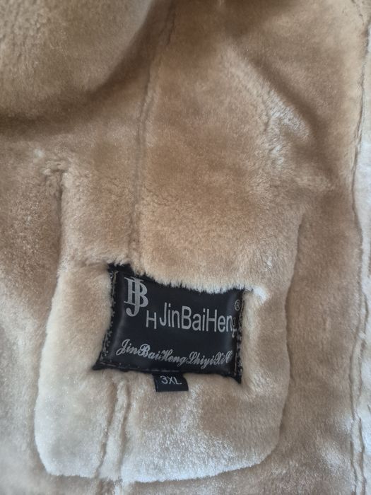 Дубленка на девочку 3-4 года