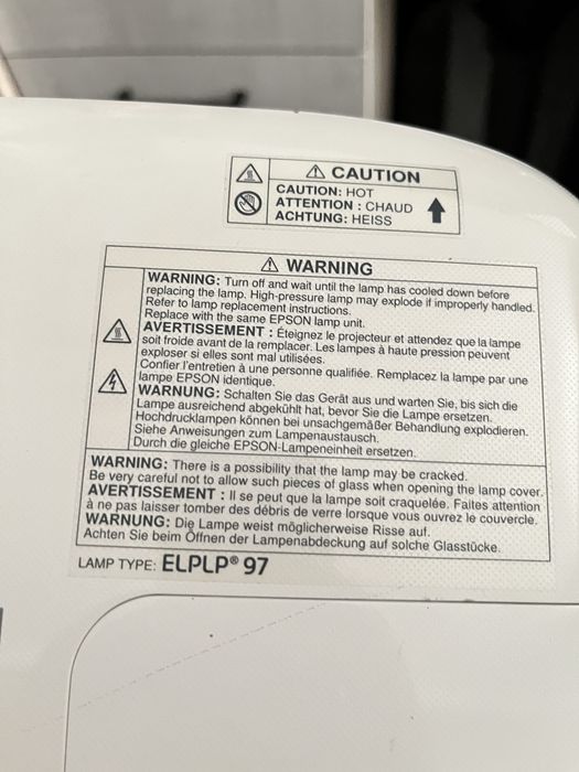 Проектор LCD Epson EB-E01