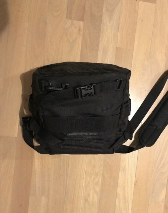 Geanta foto DSLR Lowepro Stealth Reporter D200 AW