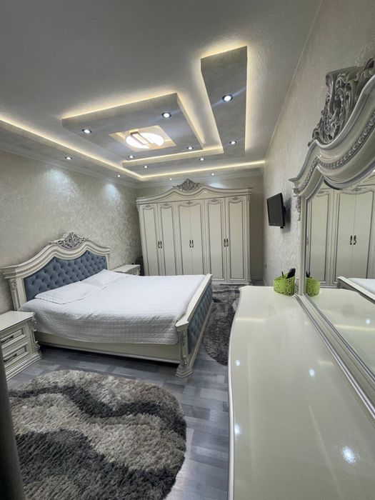 shaharda 12 sotuxli hovlili uy, 5 xonali, barcha sharoitga ega