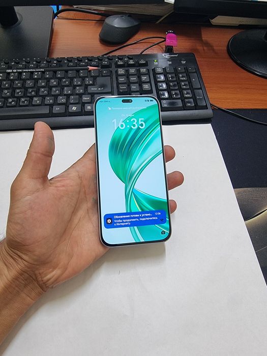 Honor X8b 8+8/256gb ideal ochilmagan usta kurmagan aybi yuq toza