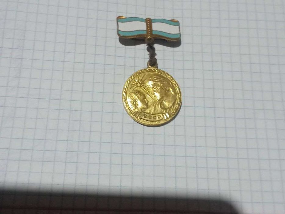 Medallarni dakumenti ham bor