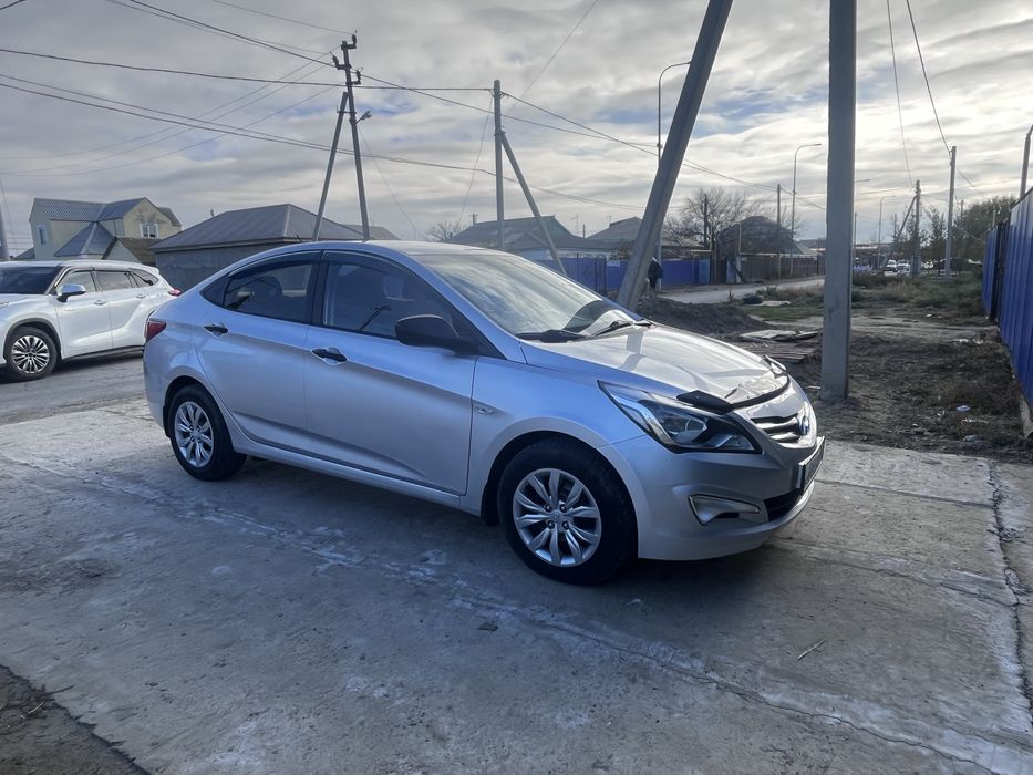 Хюндай акцент машина продаю