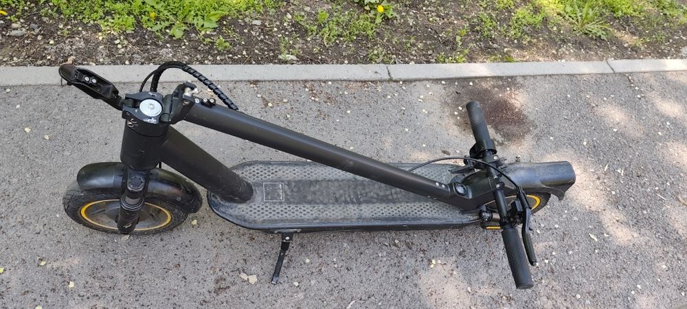 Электросамокат AOVOPRO