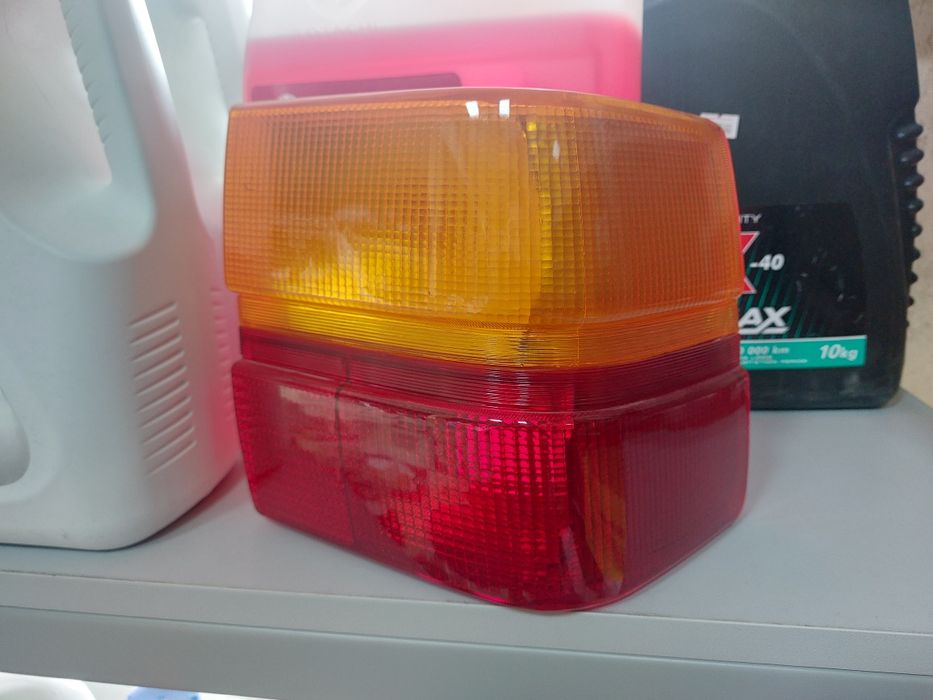 Фонарь задний правый DEPO Audi 100 C3