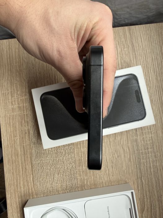 Перфектен! Iphone 15 pro max 512gb