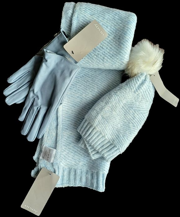 Комплект НОВИ - чанта, шапка,шал и ръкавици