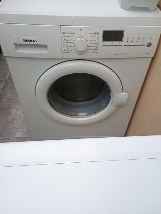 AEG mașină de spălat afișaj Austria