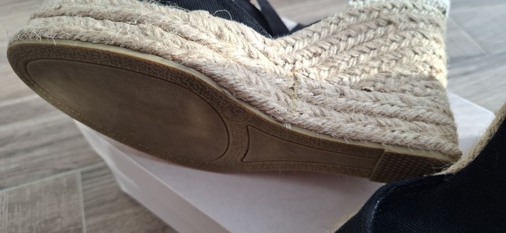 Vand sandale Pull&Bear 37