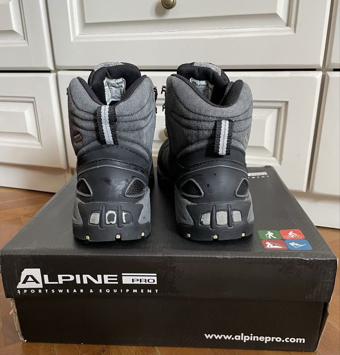 Зимни високи мъжки обувки ALPINE PRO номер: 40 – тъмно зелени