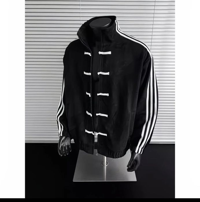 Ветровка adidass