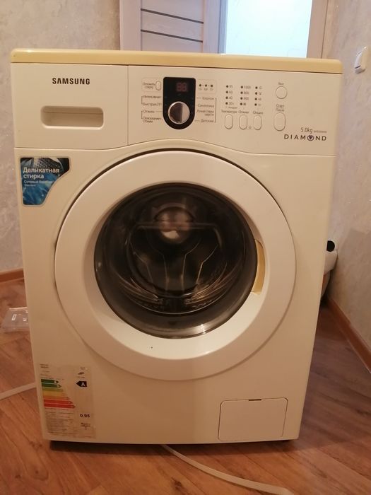 Продам стиральную машину