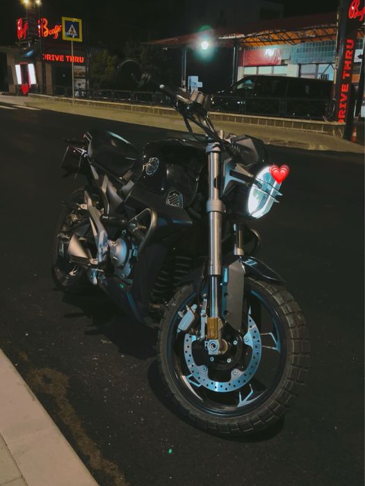 Motocicletă Zontes 125