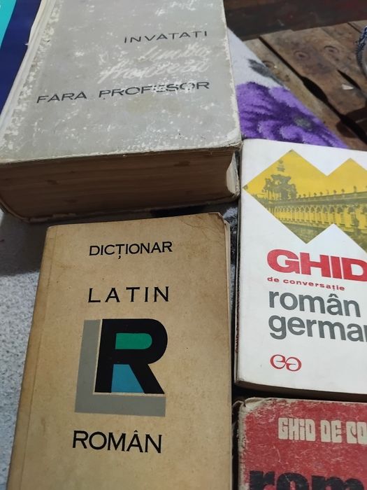 Doua mici dicționare roman german ..un altul ghid de conversație roman