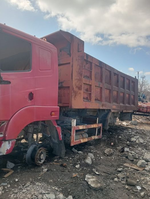 Продам две хова.