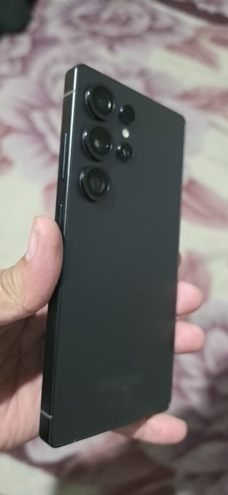 Samsung S 25 ultra sotiladi