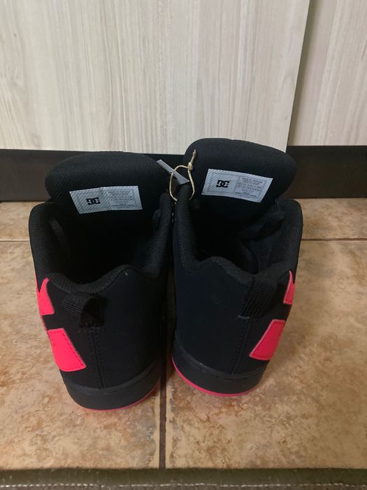 Дамски Кецове DC