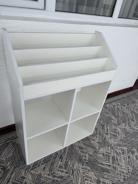 Стеллаж для игрушек и книг + подарок игрушки