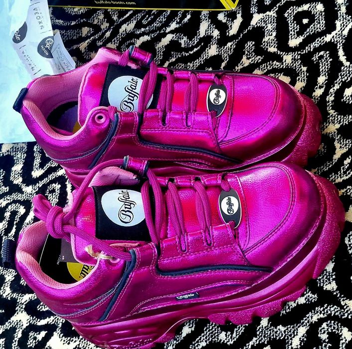 Buffalo Metallic Purple  оригинални дамски сникърси 37 номер