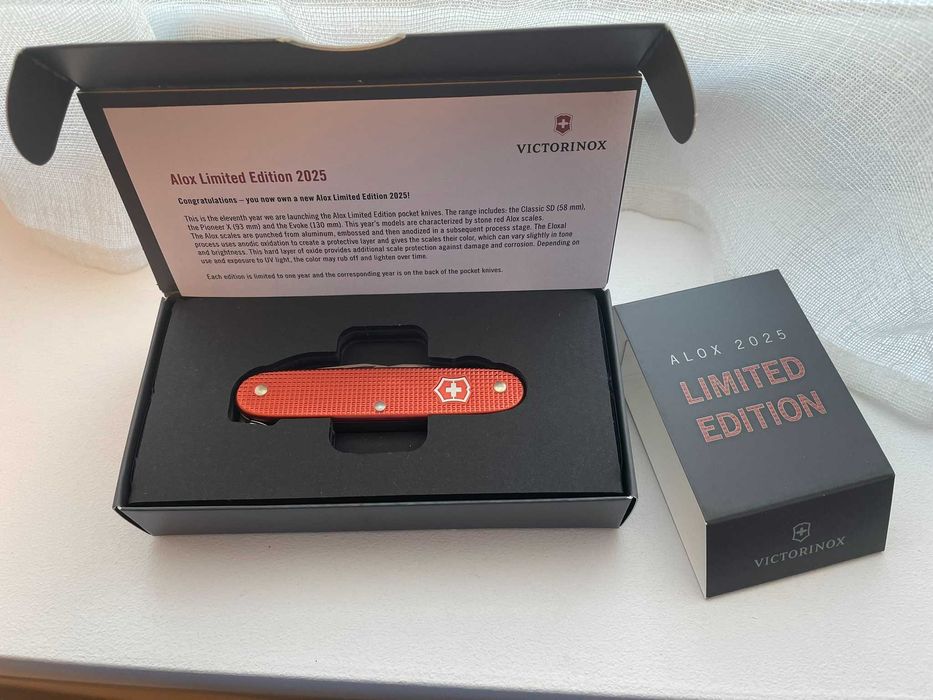 Victorinox Pioneer X Alox Limited Edition 2025 0.8231.L25 Stone Red