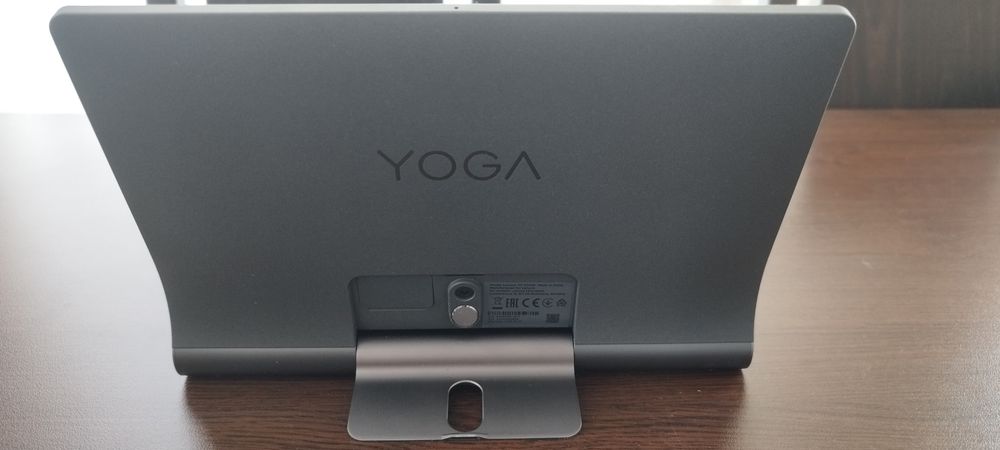 ПродаваПродавам таблет Lenovo Yoga Smart Tab 10,1"