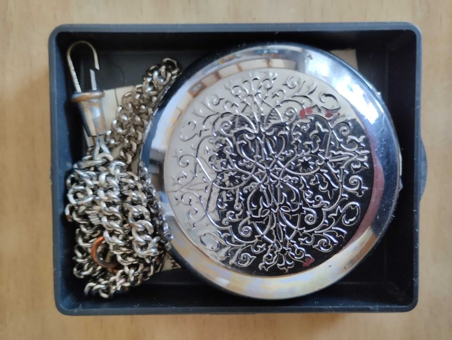 Часы карманные "Молния"