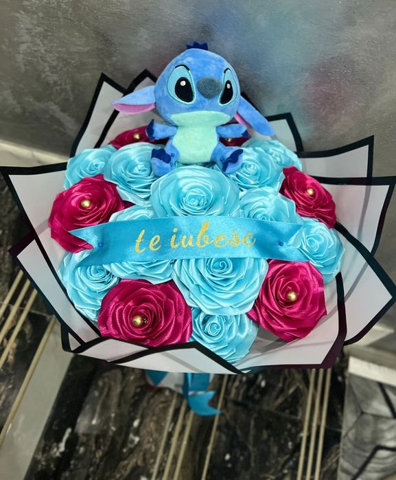 Buchet din satin cu stitch