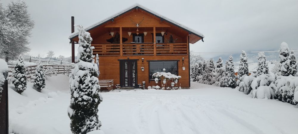 Cabană de închiriat la munte