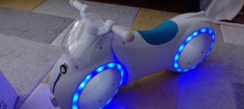 Скутер Action Neo-tron