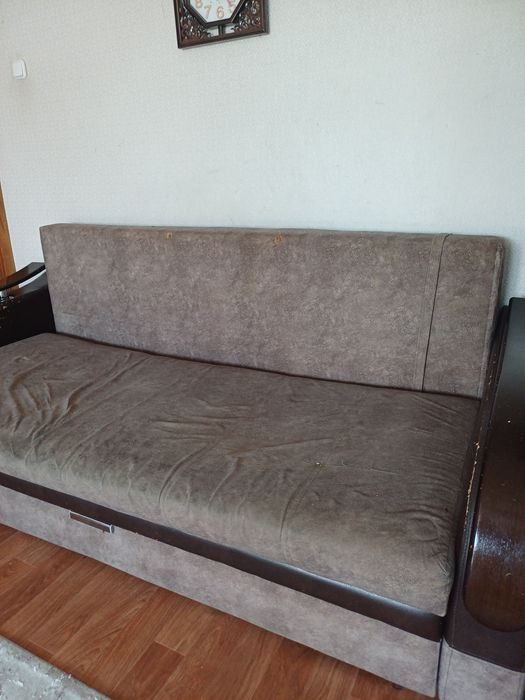 Продам диван. Самовывоз