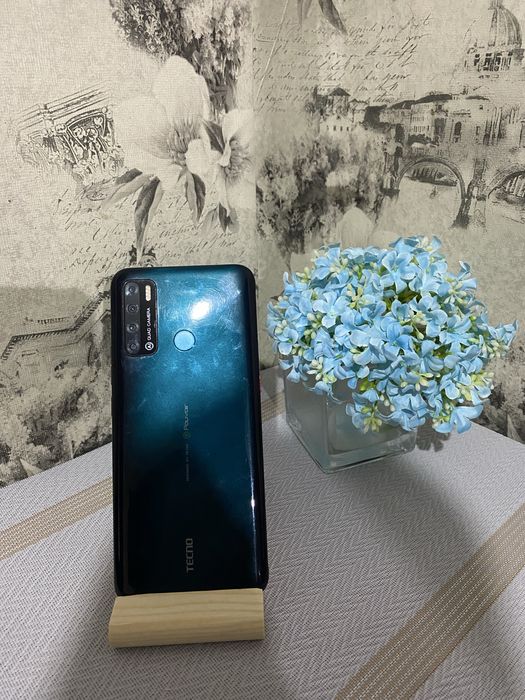 TECNO Pouvoir 4 телефон