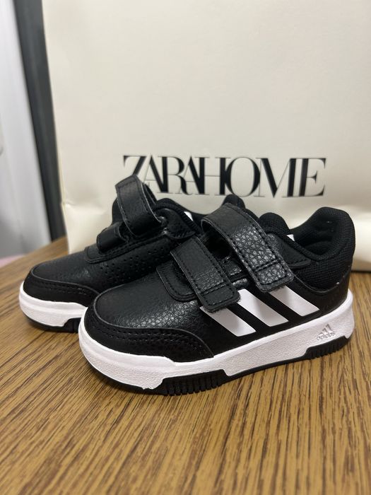 Adidas copii marimea 21