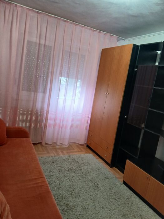 Chirie apartament 3 camere