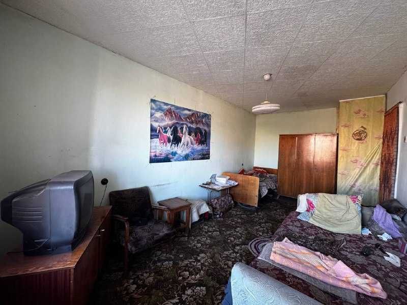 Продам 1,5 на Абая 3