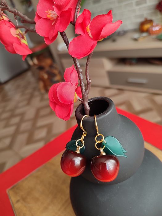 Cercei cireșe drăguți!