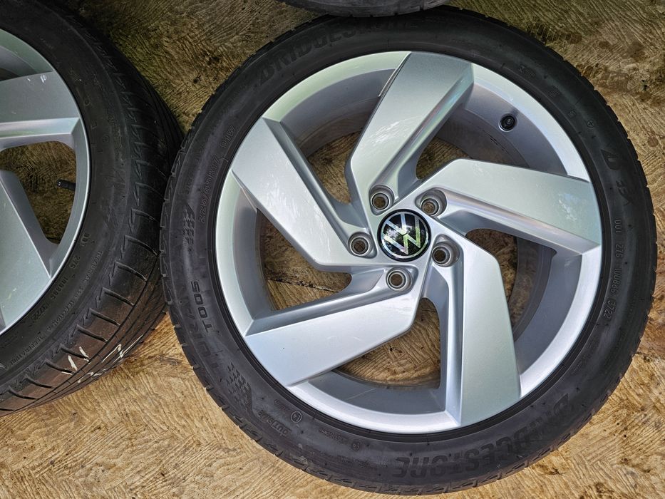 Jante aliaj 17" Volkswagen/ Skoda/ Seat cu anvelope 225/45/17