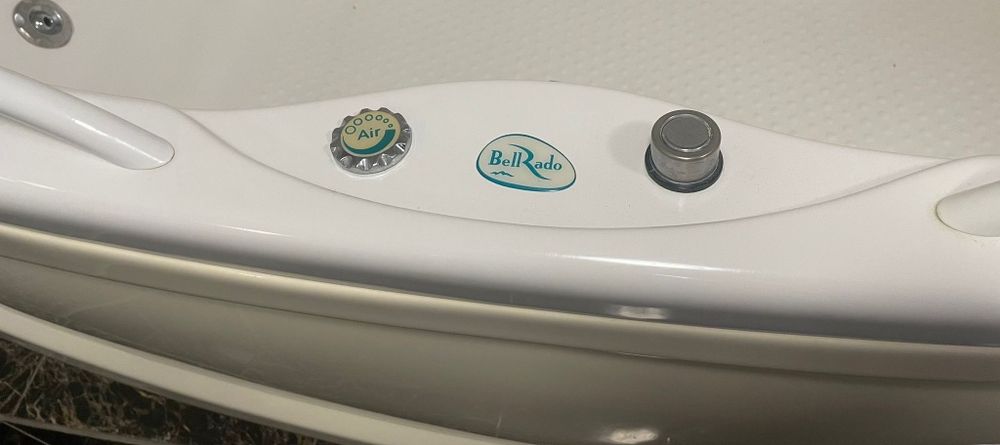 Ванна джакузи BellRado