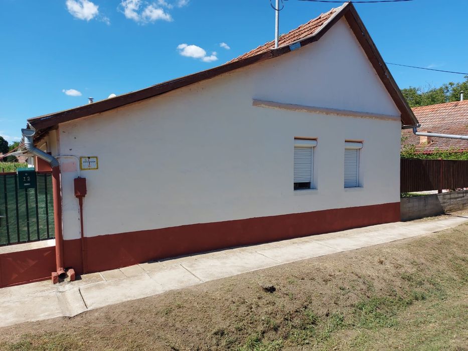 Vind casa in Ungaria la Dombegyihaz
